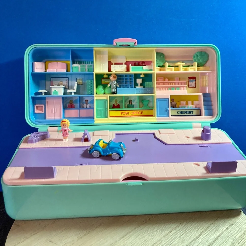 Vintage 1989 | Polly Pocket | High Street - Picture 1 of 8